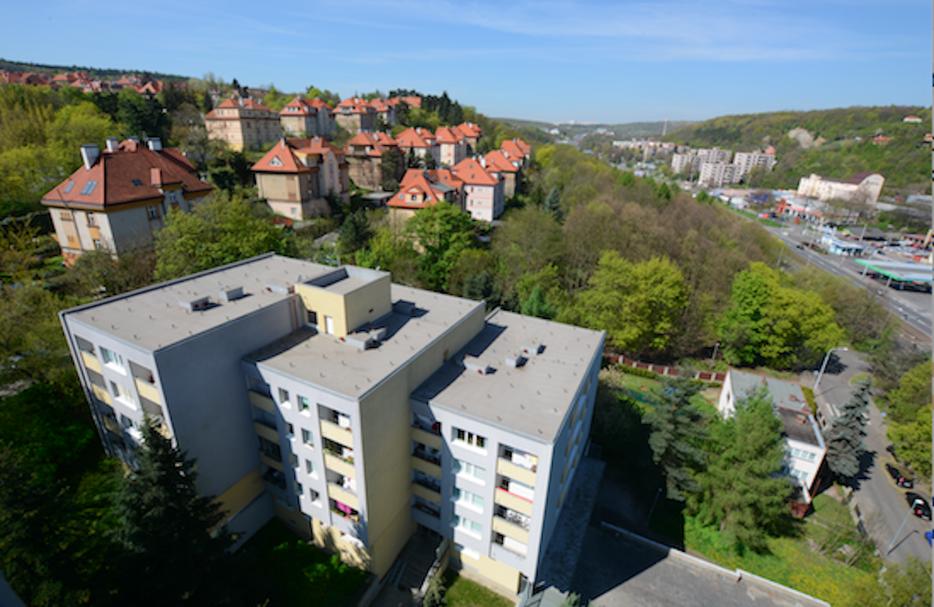 Jak vyřešit problémy s dvouplášťovou střechou?