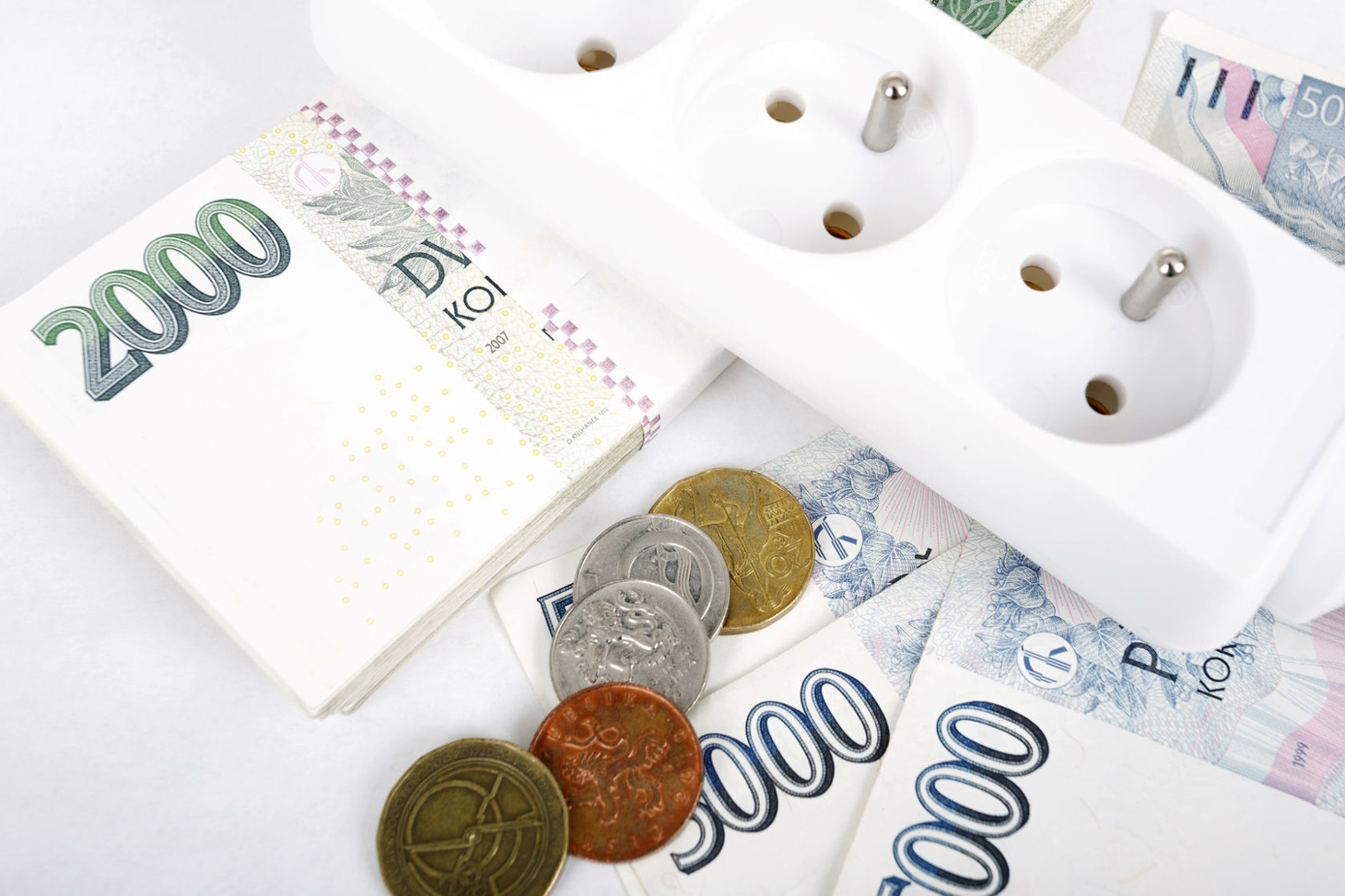 Změna dodavatele energií – stále se vyplatí, nebo můžeme ušetřit i se stávající smlouvou?